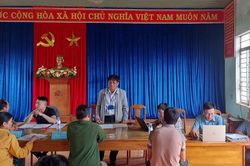 Gần dân để giải quyết thủ tục đất đai hiệu quả