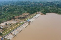 Gia Lai chấp thuận chủ trương đầu tư Nhà máy điện mặt trời nổi Plei Thơ Ga 2