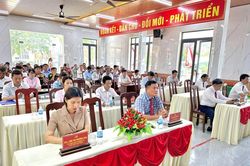 Xã Nam Cam Ranh công bố các quyết định về kiện toàn tổ chức đảng và hệ thống chính trị ở cơ sở