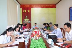 Ban Thường trực Ủy ban MTTQ Việt Nam tỉnh giám sát tại xã Hội Hoan
