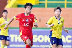 Chiến thắng 1-0 trước đội tuyển nữ H&agrave; Nội I, TP.HCM I vươn l&ecirc;n dẫn đầu bảng xếp hạng