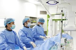 Thực hiện thành công 5 ca can thiệp mạch vành phức tạp tại Bệnh viện Bạch Mai cơ sở Ninh Bình