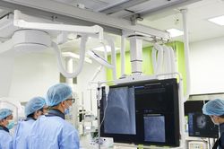 Xuyên đêm giành giật sự sống cho bệnh nhân tim mạch tại Bệnh viện Bạch Mai cơ sở Ninh Bình