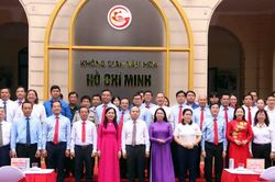 Nhiều hoạt động kỷ niệm 50 năm TP S&agrave;i G&ograve;n - Gia Định mang t&ecirc;n B&aacute;c