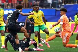 Đội tuyển Canada lần đầu vào vòng 1/8 World Cup