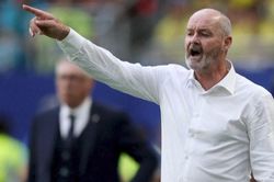 HLV Steve Clarke rời đội tuyển Scotland sau World Cup 2026
