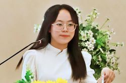 Nữ sinh nghẹn ngào 'khóc thầm nhiều đêm' ngày nhận giấy báo trúng tuyển đại học