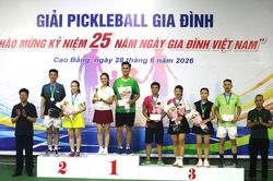 Giải Pickleball gia đình chào mừng Ngày Gia đình Việt Nam