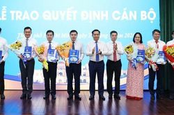 TPHCM điều động, bổ nhiệm hàng loạt cán bộ lãnh đạo cấp sở ngành, phường xã
