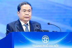 Chủ tịch Quốc hội: Cơ hội lịch sử để Thủ đô bứt phá, thực hiện quy hoạch 100 năm
