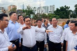 Chủ tịch UBND TP.HCM: Phấn đấu hoàn thành dự án rạch Xuyên Tâm vào cuối 2027