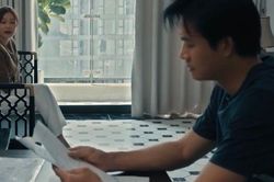 Sinh (Quang Sự) bị 'em rể hờ' xịt hơi cay, Diệu (Quỳnh Châu) tuyên bố đã ly hôn