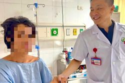 Hiếm gặp: Người đàn ông 42 tuổi bị đứt rời trực tràng trên nền nhiễm trùng nặng