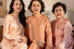 Bức hình 4 thế hệ nhà MC Hồng Nhung VTV gây chú ý