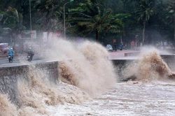 Biển Đông sắp đón áp thấp nhiệt đới