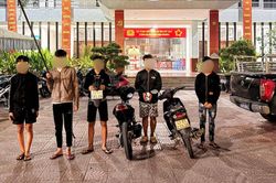 Hẹn giao biển số xe rồi dùng hơi cay, ba chĩa cướp tài sản