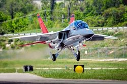 Huấn luyện cơ T-7A Red Hawk của Mỹ kh&ocirc;ng thể&hellip; bay trong mưa