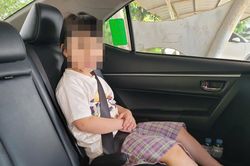 Từ 15/8, t&agrave;i xế chở trẻ em kh&ocirc;ng d&ugrave;ng ghế an to&agrave;n sẽ bị xử phạt