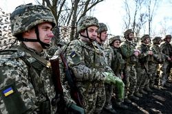 Chiến sự Nga-Ukraine 30-6: Kiev đ&aacute;nh loạt mục ti&ecirc;u Nga; &Ocirc;ng Zelensky n&oacute;i về số lần Nga ho&atilde;n gi&agrave;nh Donetsk
