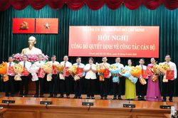 Th&agrave;nh ủy TP.HCM điều động nh&acirc;n sự B&iacute; thư, Ph&oacute; B&iacute; thư phường, x&atilde;