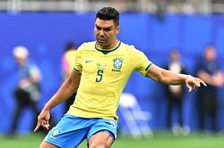 Khoảnh khắc phòng ngự gây phẫn nộ của Casemiro