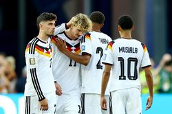 Đức bị loại khỏi World Cup sau loạt luân lưu