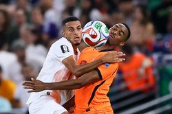 H&agrave; Lan 1-0 Morocco: B&agrave;n thắng bất ngờ