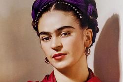 Frida Kahlo: Huyền thoại vượt lên những nỗi đau