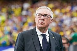 Sự điềm tĩnh của Ancelotti tiếp th&ecirc;m sức mạnh cho Brazil