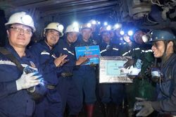 30 năm giữ lửa niềm tin cho thợ mỏ