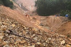 Cảnh báo lũ quét, sạt lở đất tại 8 tỉnh Bắc Bộ đêm nay và sáng mai (1/7)