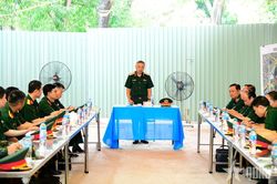 Thượng tướng Lê Quang Minh kiểm tra, động viên lực lượng thực hiện 'Chiến dịch 500 ngày đêm' tại Công viên Lê Thị Riêng