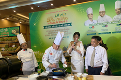 Đắk Lắk tôn vinh giá trị kinh tế của trái sầu riêng