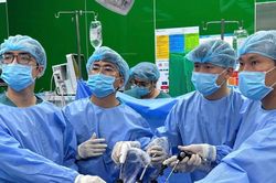 Phát hiện ung thư sau 3 năm uống thuốc truyền miệng chữa bệnh