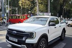 Xe bán tải chính thức được lưu hành như ô tô con