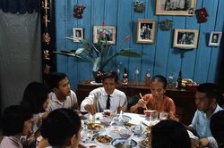 Người già, những khoảng lặng và 'bẫy' lừa đảo tinh vi