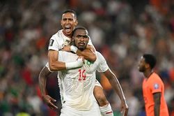 Morocco loại H&agrave; Lan tr&ecirc;n chấm lu&acirc;n lưu