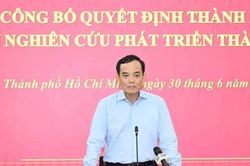 B&iacute; thư Th&agrave;nh ủy Trần Lưu Quang l&agrave;m Trưởng Ban Nghi&ecirc;n cứu ph&aacute;t triển TP.HCM
