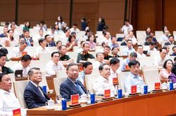 Khắc phục tình trạng địa phương cạnh tranh thu hút đầu tư chạy theo số lượng