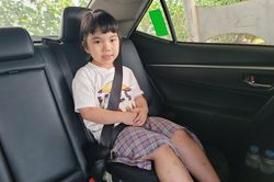 Từ 1/7 - 14/8, t&agrave;i xế chưa lắp ghế an to&agrave;n cho trẻ em tr&ecirc;n &ocirc; t&ocirc; c&oacute; bị phạt tiền?