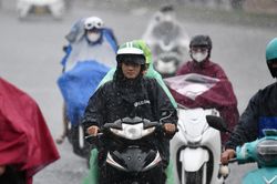 Dự b&aacute;o thời tiết 1/7/2026: Miền Bắc mưa gi&ocirc;ng, Quảng Ninh-Hải Ph&ograve;ng vẫn l&agrave; t&acirc;m điểm