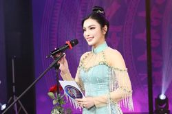 Áo dài Việt Nam: Dấu ấn nghệ thuật trên hành trình của Kim Huyền Sâm