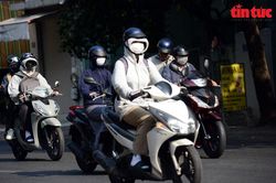Nắng n&oacute;ng giữa m&ugrave;a mưa ở Nam Bộ chưa phải l&agrave; 'hạn B&agrave; Chằn'