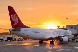 Sân bay Dubai đón chuyến bay đầu tiên từ Tehran sau 4 tháng gián đoạn