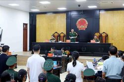 Phiên tòa tạm dừng 3 ngày để Chủ tịch Tập đoàn Phúc Sơn thỏa thuận phương án bồi thường