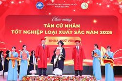 Trường Đại học Sư phạm Hà Nội trao bằng cử nhân tốt nghiệp năm 2026