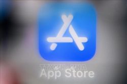 Anh đề xuất Apple, Google dỡ bỏ hạn chế về phương thức thanh toán của người dùng