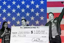 Chiến dịch 'mỗi ngày tặng 1 triệu USD' của Elon Musk năm 2024 bị nghi vấn lừa đảo