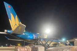 Thêm chuyến bay đưa hàng hóa hỗ trợ của Việt Nam đến Venezuela