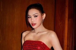Á hậu Đỗ Cẩm Ly khoe vai trần quyến rũ